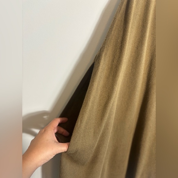 Michael Kors Poncho Sweater
Size Large/XL - Picture 4 of 5